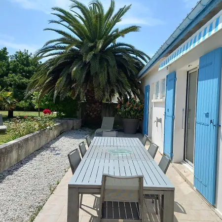 Holiday home En Famille A Oleron Le Chateau-d'Oleron